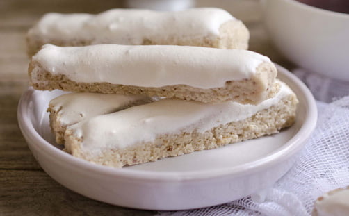 Le Buone Ricette Della Nonna Torroncini Alle Mandorle Taste Abruzzo 